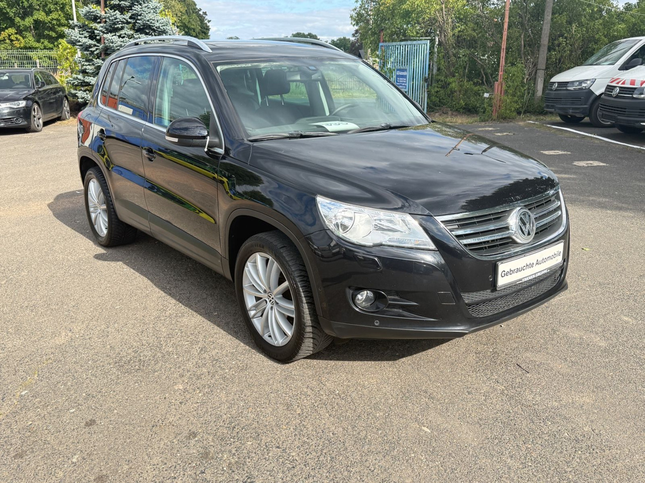 Volkswagen Tiguan Team BMT - כלי רכב מסחרי לנוסעים: תמונה 2 Volkswagen Tiguan Team BMT - כלי רכב מסחרי לנוסעים: תמונה 2