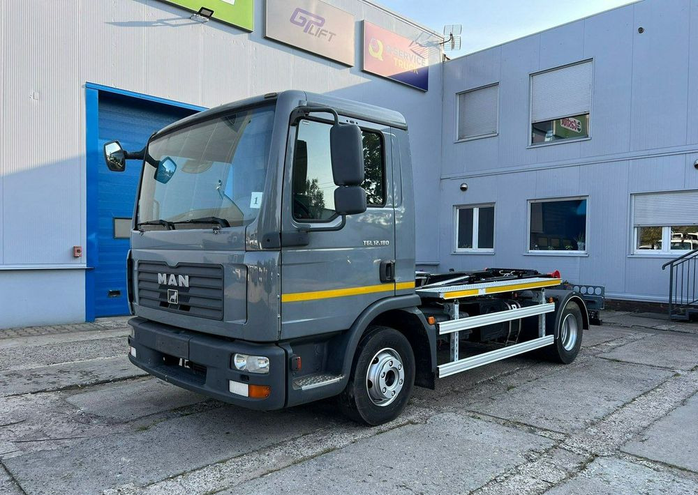 MAN TGL 12.180, hakowiec Janco/GP Lift - משאית אשפה: תמונה 1 MAN TGL 12.180, hakowiec Janco/GP Lift - משאית אשפה: תמונה 1