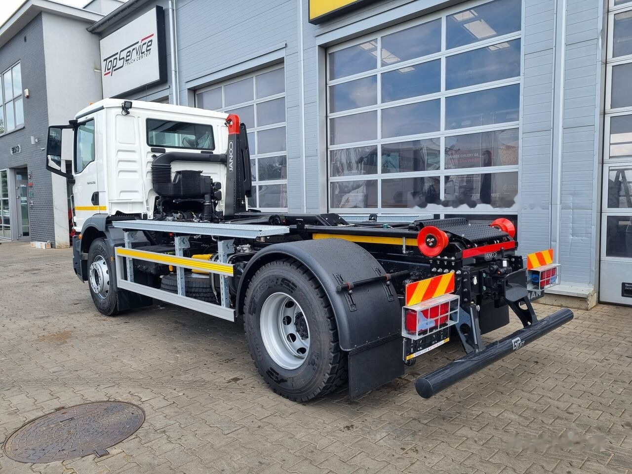 MAN TGM 18 250 - משאית הרמת וו: תמונה 3 MAN TGM 18 250 - משאית הרמת וו: תמונה 3