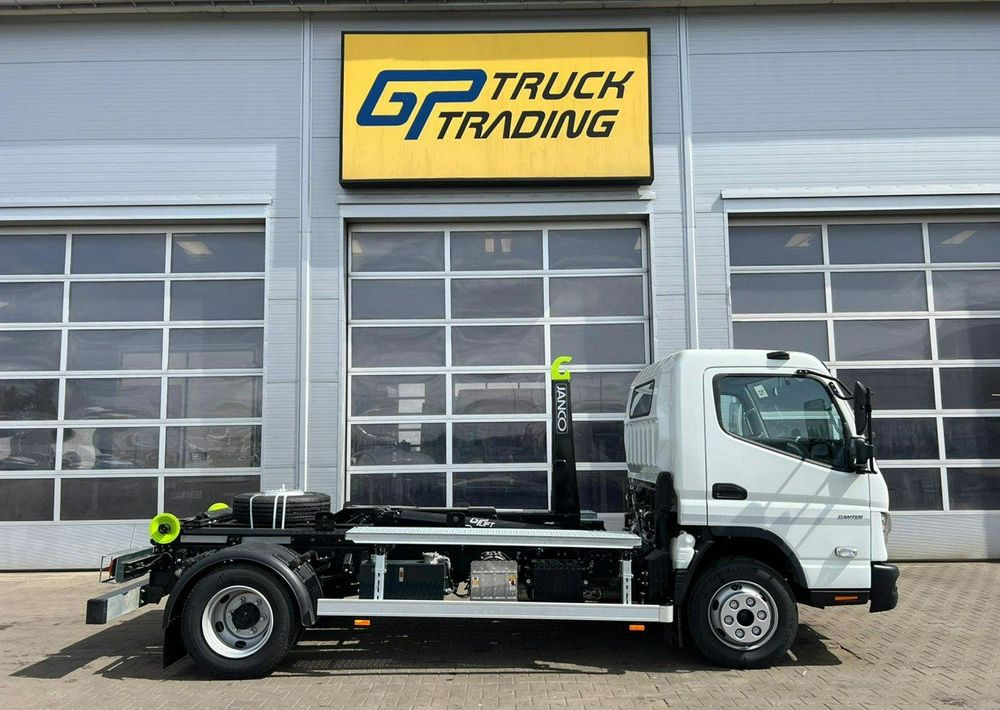 Mitsubishi Fuso - משאית הרמת וו: תמונה 5 Mitsubishi Fuso - משאית הרמת וו: תמונה 5