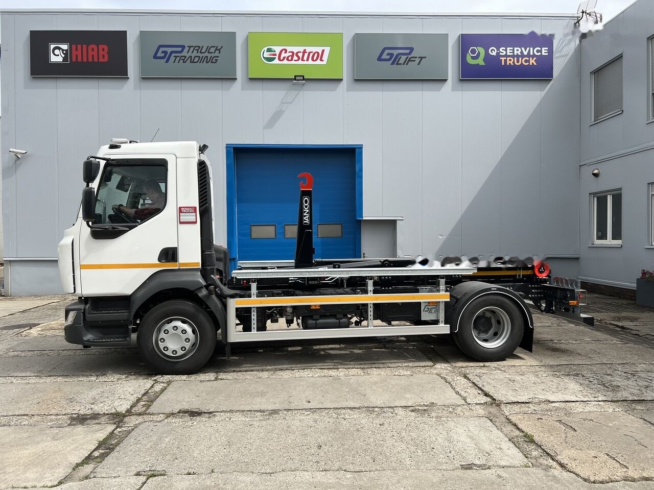 Renault D16 - משאית הרמת וו: תמונה 2 Renault D16 - משאית הרמת וו: תמונה 2