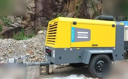 ATLAS COPCO 300 CFM - מדחס אוויר: תמונה 1 ATLAS COPCO 300 CFM - מדחס אוויר: תמונה 1