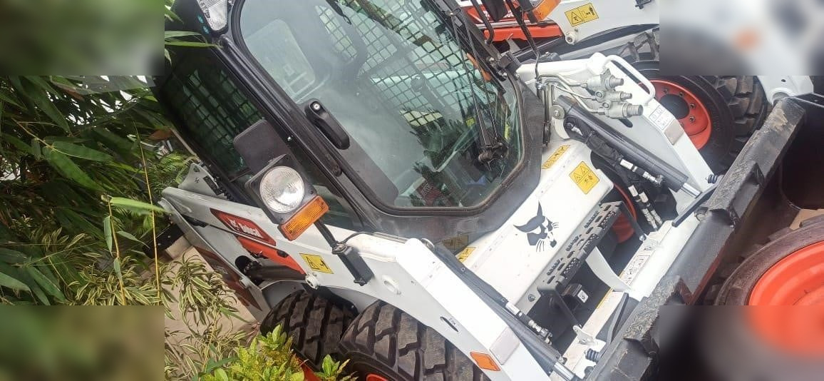 BOBCAT S450 - מעמיס היגוי החלקה: תמונה 2 BOBCAT S450 - מעמיס היגוי החלקה: תמונה 2