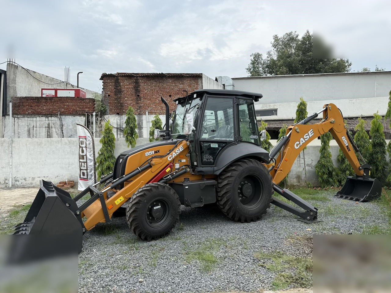 CASE 851NX CP - מחפרון: תמונה 2 CASE 851NX CP - מחפרון: תמונה 2