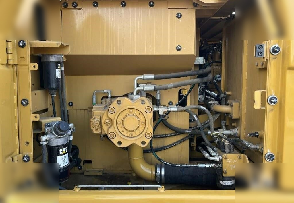 חָדָשׁ מחפר סורק CATERPILLAR 320D3GC: תמונה 14