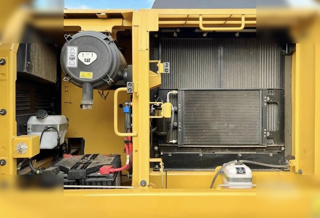 חָדָשׁ מחפר סורק CATERPILLAR 320D3GC: תמונה 16