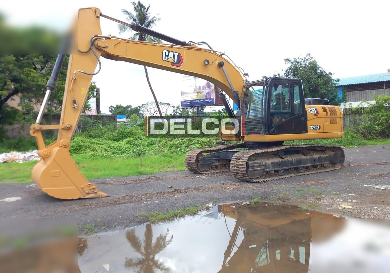 CATERPILLAR 323D3 - מחפר סורק: תמונה 1 CATERPILLAR 323D3 - מחפר סורק: תמונה 1