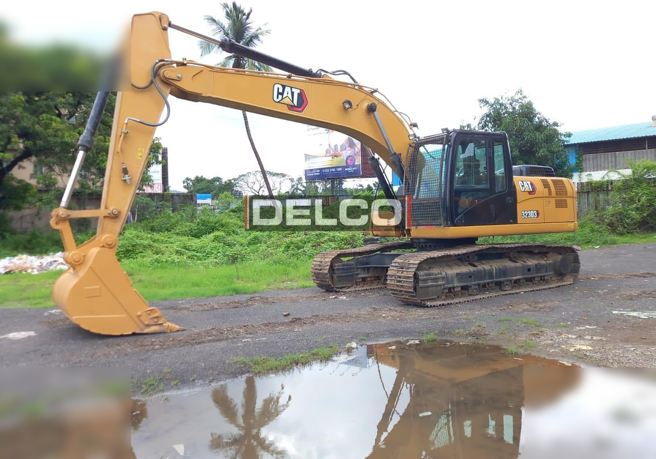 CATERPILLAR 323D3 - מחפר סורק: תמונה 1 CATERPILLAR 323D3 - מחפר סורק: תמונה 1