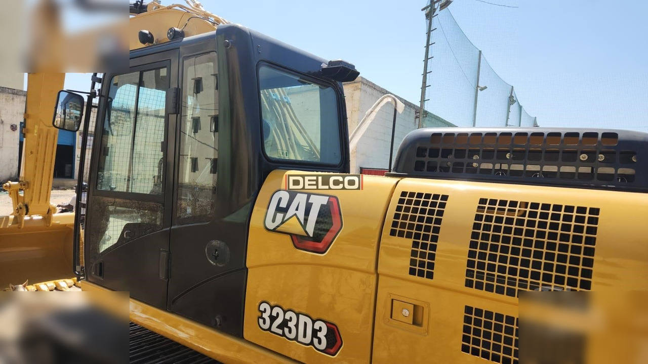 CATERPILLAR 323D3 - מחפר סורק: תמונה 3 CATERPILLAR 323D3 - מחפר סורק: תמונה 3