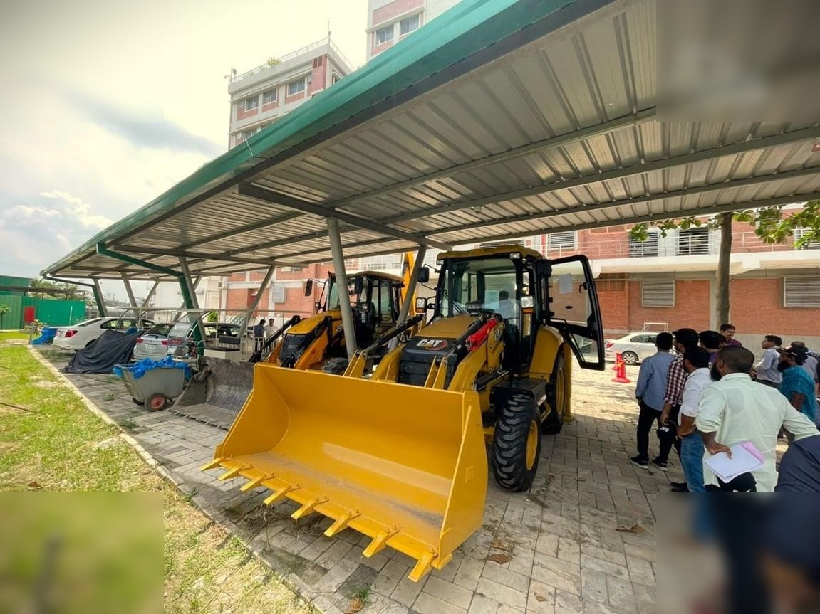 CATERPILLAR 424 - מחפרון: תמונה 5 CATERPILLAR 424 - מחפרון: תמונה 5