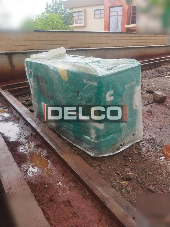 CUMMINS 750 KVA - ערכת גנרטורים: תמונה 1 CUMMINS 750 KVA - ערכת גנרטורים: תמונה 1