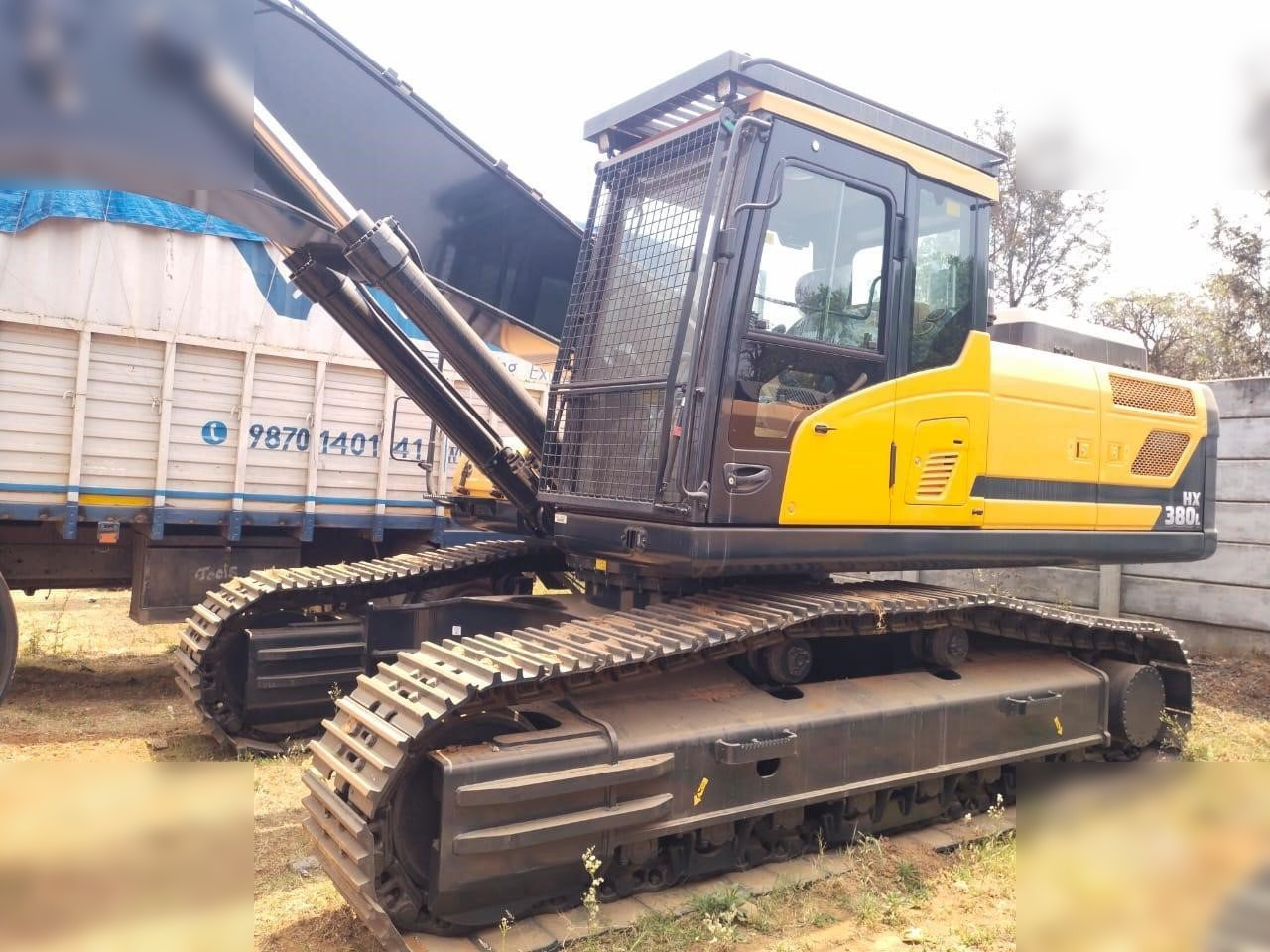חָדָשׁ מחפר סורק HYUNDAI HX380L: תמונה 8