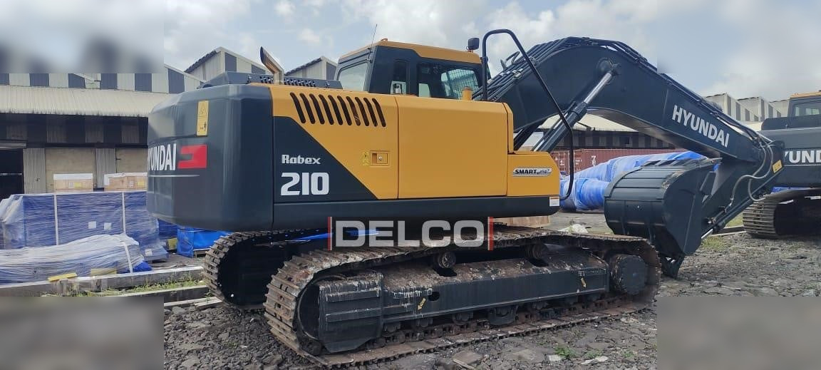 HYUNDAI ROBEX 210 - מחפר סורק: תמונה 1 HYUNDAI ROBEX 210 - מחפר סורק: תמונה 1