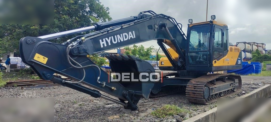 HYUNDAI ROBEX 210 - מחפר סורק: תמונה 1 HYUNDAI ROBEX 210 - מחפר סורק: תמונה 1