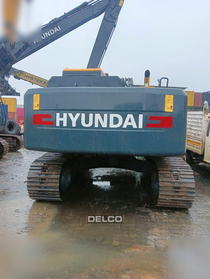 HYUNDAI ROBEX 215L SMART - מחפר סורק: תמונה 1 HYUNDAI ROBEX 215L SMART - מחפר סורק: תמונה 1