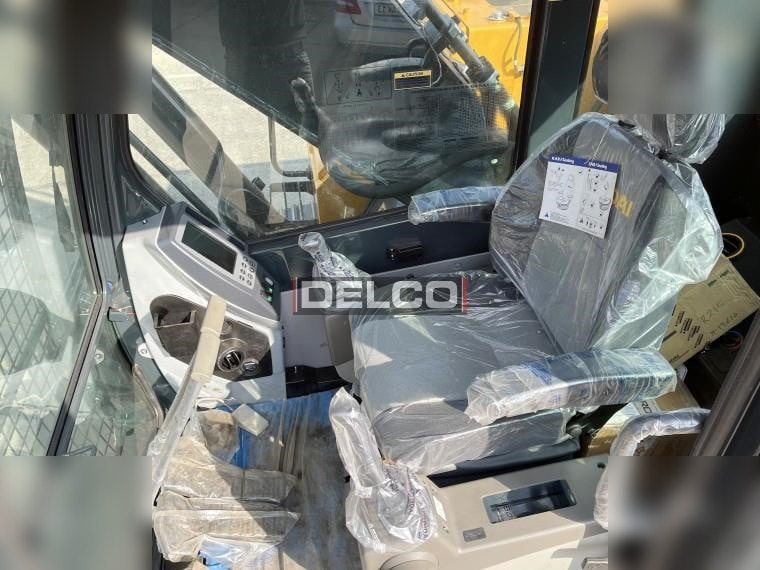 חָדָשׁ מחפר סורק HYUNDAI ROBEX 215L SMART: תמונה 11