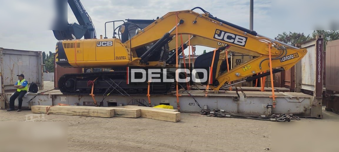 JCB 225 LC - מחפר סורק: תמונה 3 JCB 225 LC - מחפר סורק: תמונה 3