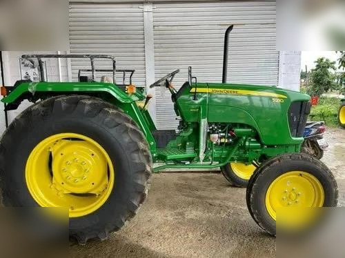 JOHN DEERE 5210 - טרקטור חקלאי: תמונה 1 JOHN DEERE 5210 - טרקטור חקלאי: תמונה 1