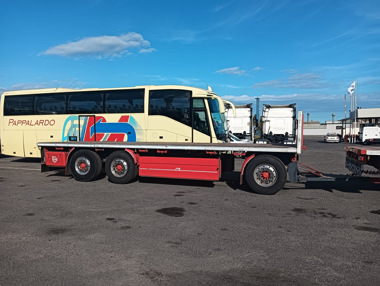 משאית צד נופל/ שטוחה VOLVO FH16 750: תמונה 9 משאית צד נופל/ שטוחה VOLVO FH16 750: תמונה 9