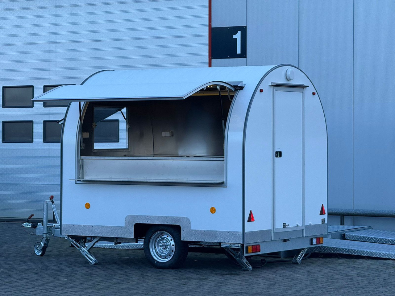 Esselmann EasyGo 280 ähn Buddystar oder Multiwagon - קרון נגרר לממכר: תמונה 5 Esselmann EasyGo 280 ähn Buddystar oder Multiwagon - קרון נגרר לממכר: תמונה 5