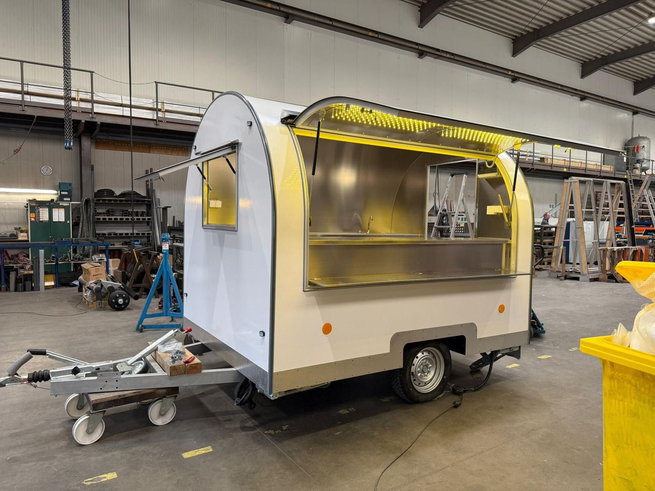 Esselmann EasyGo 280 ähn Buddystar oder Multiwagon - קרון נגרר לממכר: תמונה 4 Esselmann EasyGo 280 ähn Buddystar oder Multiwagon - קרון נגרר לממכר: תמונה 4