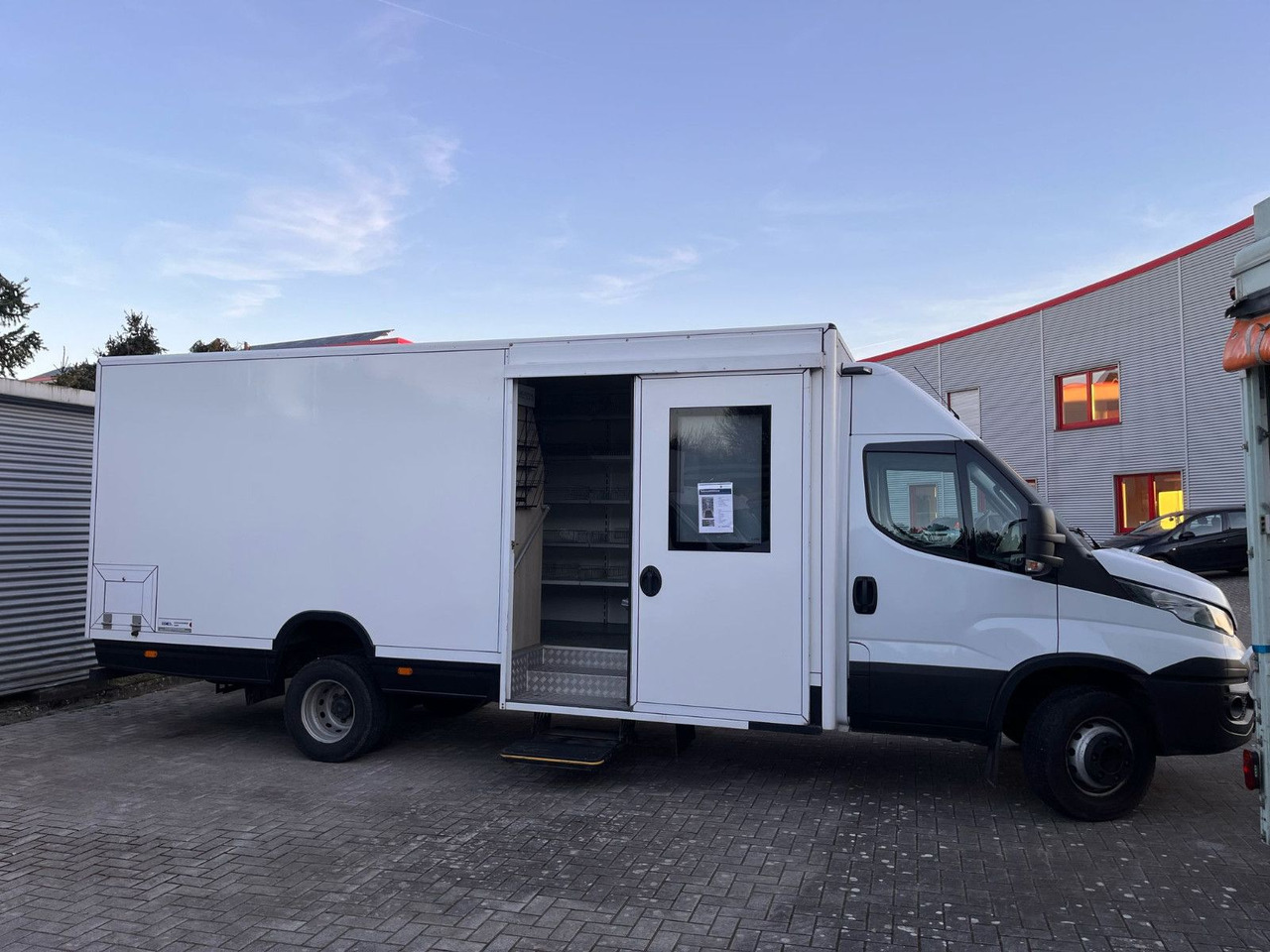 Iveco Daily SB Mobil - משאית ממכר: תמונה 1 Iveco Daily SB Mobil - משאית ממכר: תמונה 1