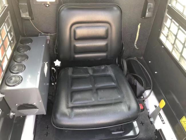 Bobcat S16 - מעמיס היגוי החלקה: תמונה 2 Bobcat S16 - מעמיס היגוי החלקה: תמונה 2