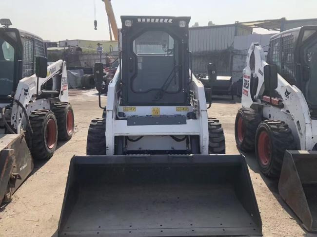 Bobcat S16 - מעמיס היגוי החלקה: תמונה 3 Bobcat S16 - מעמיס היגוי החלקה: תמונה 3