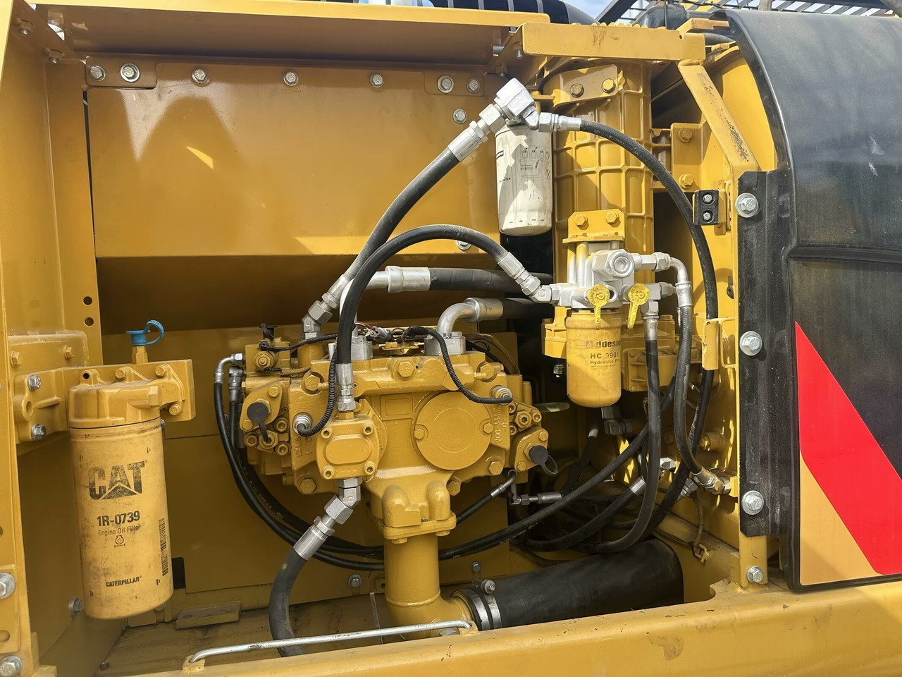 CAT 320D - מחפר סורק: תמונה 5 CAT 320D - מחפר סורק: תמונה 5