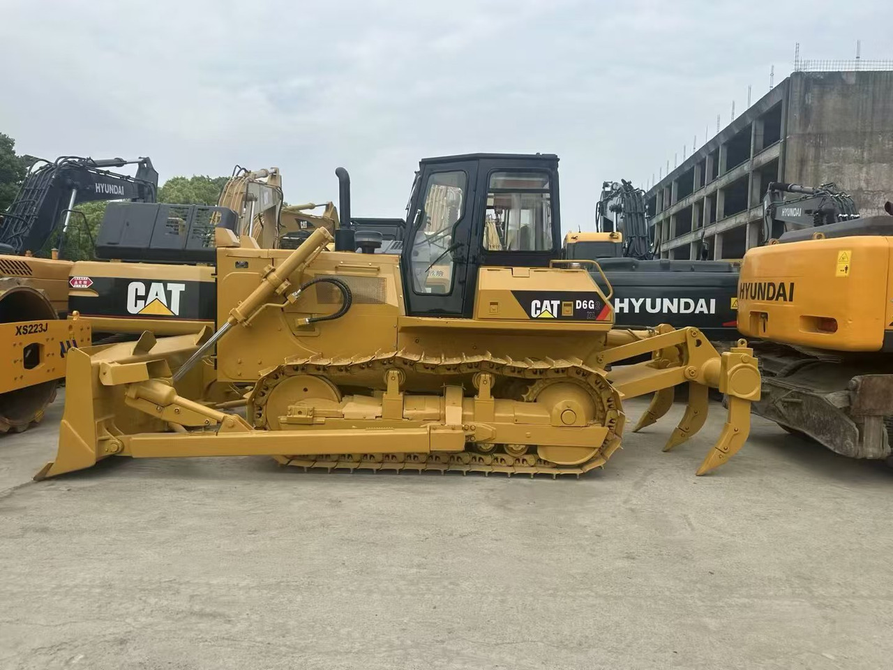 CAT D6G - דחפור: תמונה 5 CAT D6G - דחפור: תמונה 5