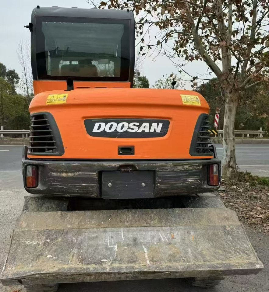 Doosan DX60 - מחפר גלגלים: תמונה 5 Doosan DX60 - מחפר גלגלים: תמונה 5