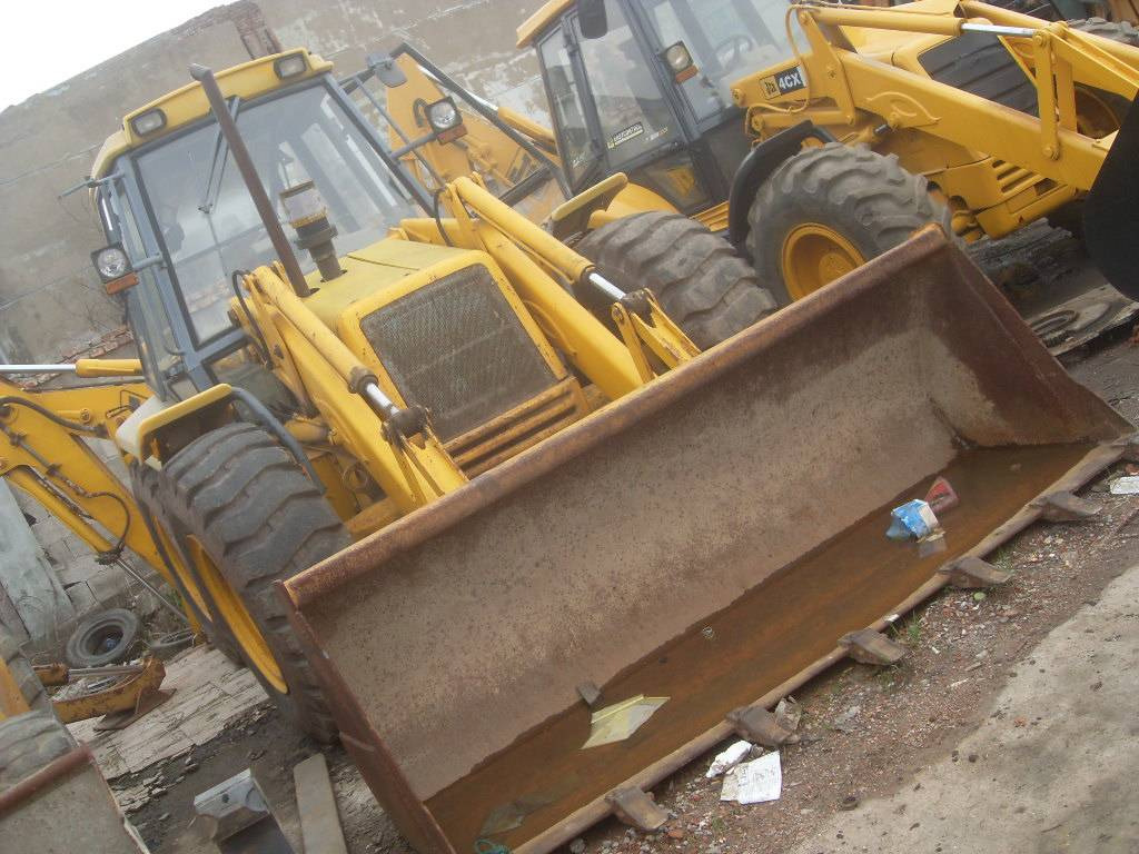 JCB 4CX - מחפרון: תמונה 1 JCB 4CX - מחפרון: תמונה 1