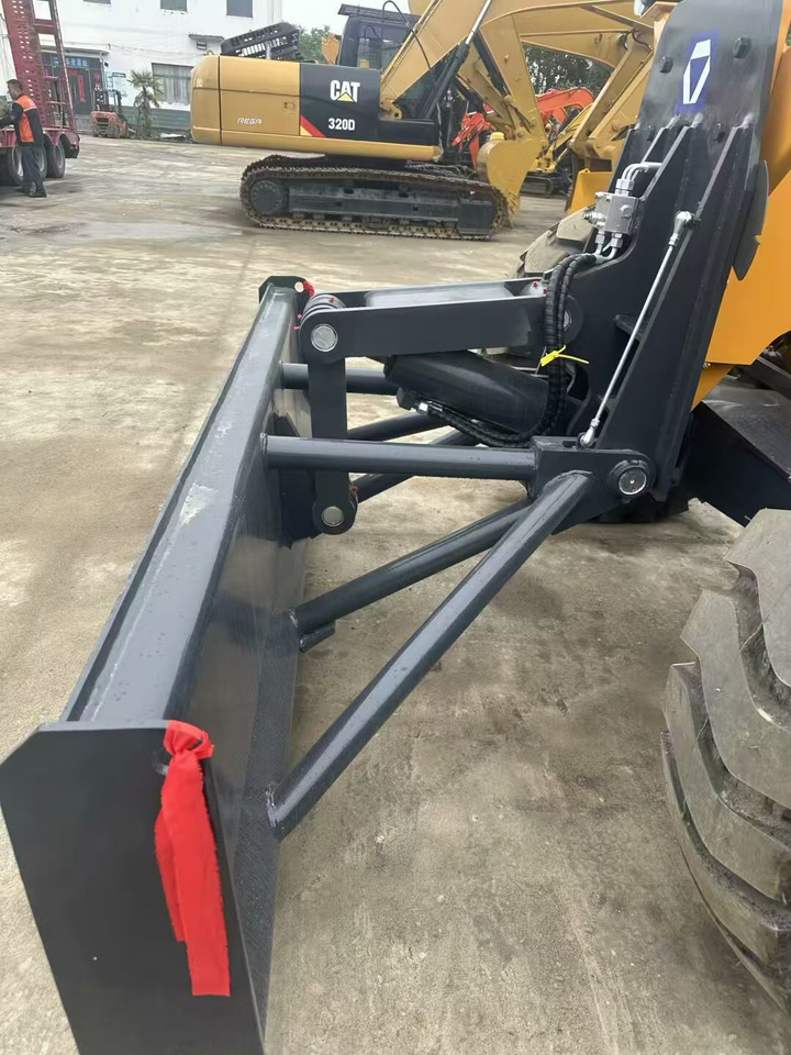 XCMG GR2153 - מדחס: תמונה 2 XCMG GR2153 - מדחס: תמונה 2
