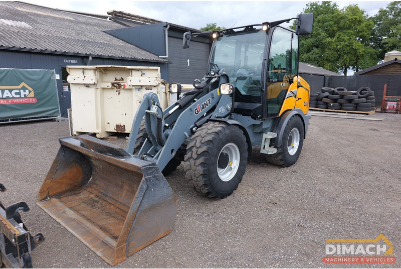 Giant Giant G5000DC X-TRA Hydraulische snelwissel, palletvorken - מעמיס רצועות קומפקטי: תמונה 3 Giant Giant G5000DC X-TRA Hydraulische snelwissel, palletvorken - מעמיס רצועות קומפקטי: תמונה 3