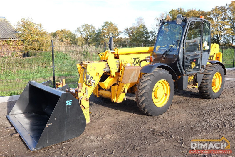 JCB 537 135 JCB 537 125 telehandler with remote control basket + bucket and forks top item!! - מפעיל טלסקופי: תמונה 5 JCB 537 135 JCB 537 125 telehandler with remote control basket + bucket and forks top item!! - מפעיל טלסקופי: תמונה 5