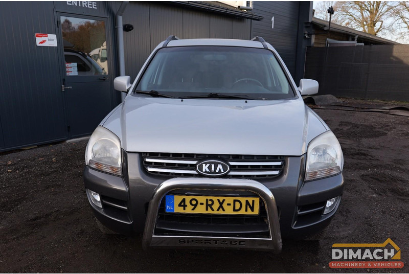 Kia Sportage 1.9L benzine - NL auto - winterbanden - apk 20-7-26 - SUV: תמונה 3 Kia Sportage 1.9L benzine - NL auto - winterbanden - apk 20-7-26 - SUV: תמונה 3