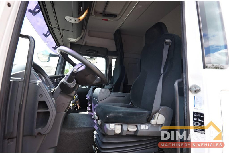 MAN TGM 12.290 wissellaadbak laadklep -loadlift MAN TGM met renova wissel laaldbak systeem ( BDF ) airco TOP !!verhuiswagen - משאית תיבה: תמונה 4 MAN TGM 12.290 wissellaadbak laadklep -loadlift MAN TGM met renova wissel laaldbak systeem ( BDF ) airco TOP !!verhuiswagen - משאית תיבה: תמונה 4