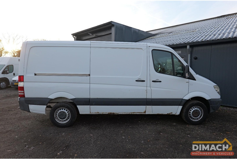 Mercedes-Benz 906 KA 35 Sprinter 313 - Euro 4 - L2H2 - trekhaak - airco - NL auto - כלי רכב מסחרי עם לוח: תמונה 5 Mercedes-Benz 906 KA 35 Sprinter 313 - Euro 4 - L2H2 - trekhaak - airco - NL auto - כלי רכב מסחרי עם לוח: תמונה 5