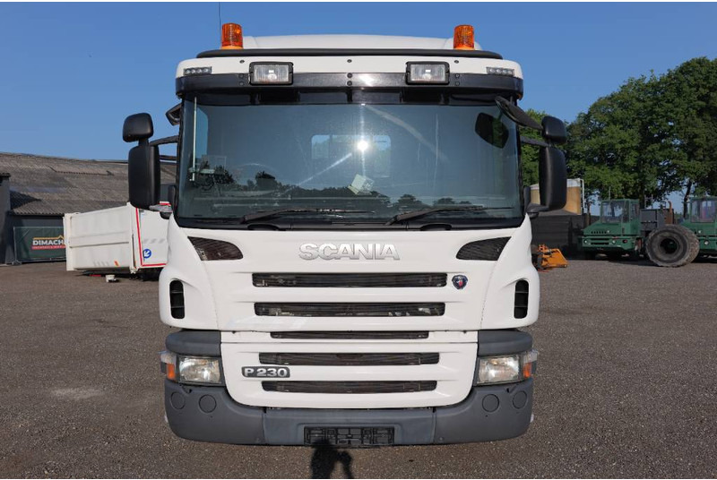 Scania P 230 Euro 5 6x2*4 TOP!! Retarder right hand steer - משאית עם שלדת תא: תמונה 3 Scania P 230 Euro 5 6x2*4 TOP!! Retarder right hand steer - משאית עם שלדת תא: תמונה 3