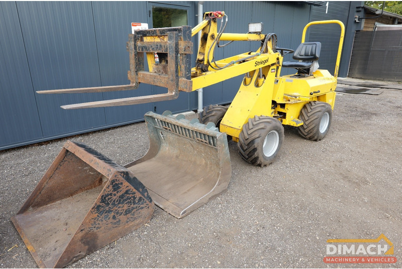 Striegel 150 DYA minishovel met 2 bakken en palletvorken en extra banden - מעמיס: תמונה 5 Striegel 150 DYA minishovel met 2 bakken en palletvorken en extra banden - מעמיס: תמונה 5