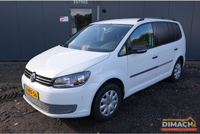 Volkswagen Touran VAN 1.6 TDI 77 KW AUT Volkswagen Touran grijs kenteken DSG automaat diesel - כלי רכב מסחרי קטן: תמונה 1 Volkswagen Touran VAN 1.6 TDI 77 KW AUT Volkswagen Touran grijs kenteken DSG automaat diesel - כלי רכב מסחרי קטן: תמונה 1