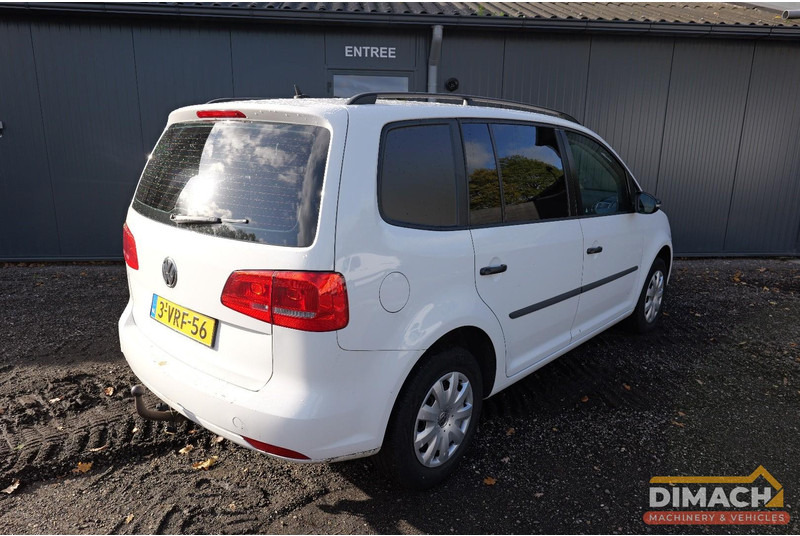Volkswagen Touran VAN 1.6 TDI 77 KW AUT Volkswagen Touran grijs kenteken DSG automaat diesel - כלי רכב מסחרי קטן: תמונה 2 Volkswagen Touran VAN 1.6 TDI 77 KW AUT Volkswagen Touran grijs kenteken DSG automaat diesel - כלי רכב מסחרי קטן: תמונה 2
