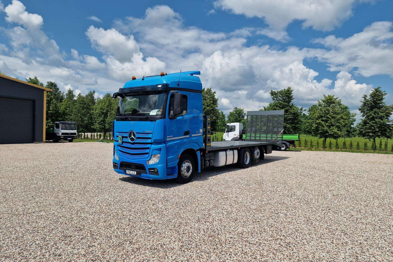 Mercedes-Benz Actros 25.43 - משאית הובלה אוטומטית: תמונה 2 Mercedes-Benz Actros 25.43 - משאית הובלה אוטומטית: תמונה 2