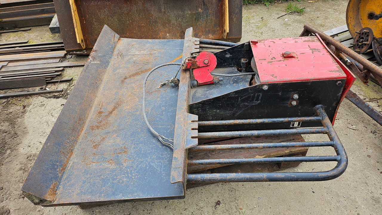 Wciągarka leśna IGLAND 3601 - כננת עבור ציוד יער: תמונה 1 Wciągarka leśna IGLAND 3601 - כננת עבור ציוד יער: תמונה 1