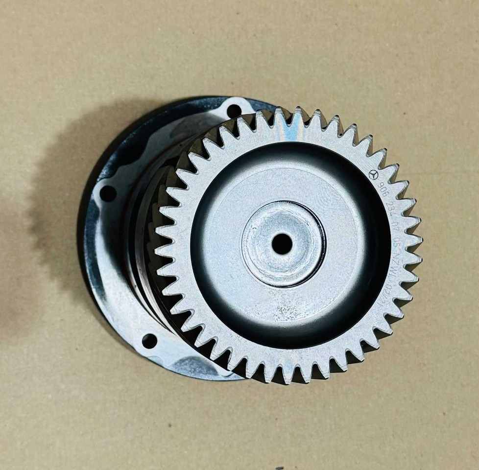 Mercedes MTU PRZYSTAWKA odbioru mocy PTO pompy hydrauliki Setra Class - משאבה הידרולית: תמונה 2 Mercedes MTU PRZYSTAWKA odbioru mocy PTO pompy hydrauliki Setra Class - משאבה הידרולית: תמונה 2