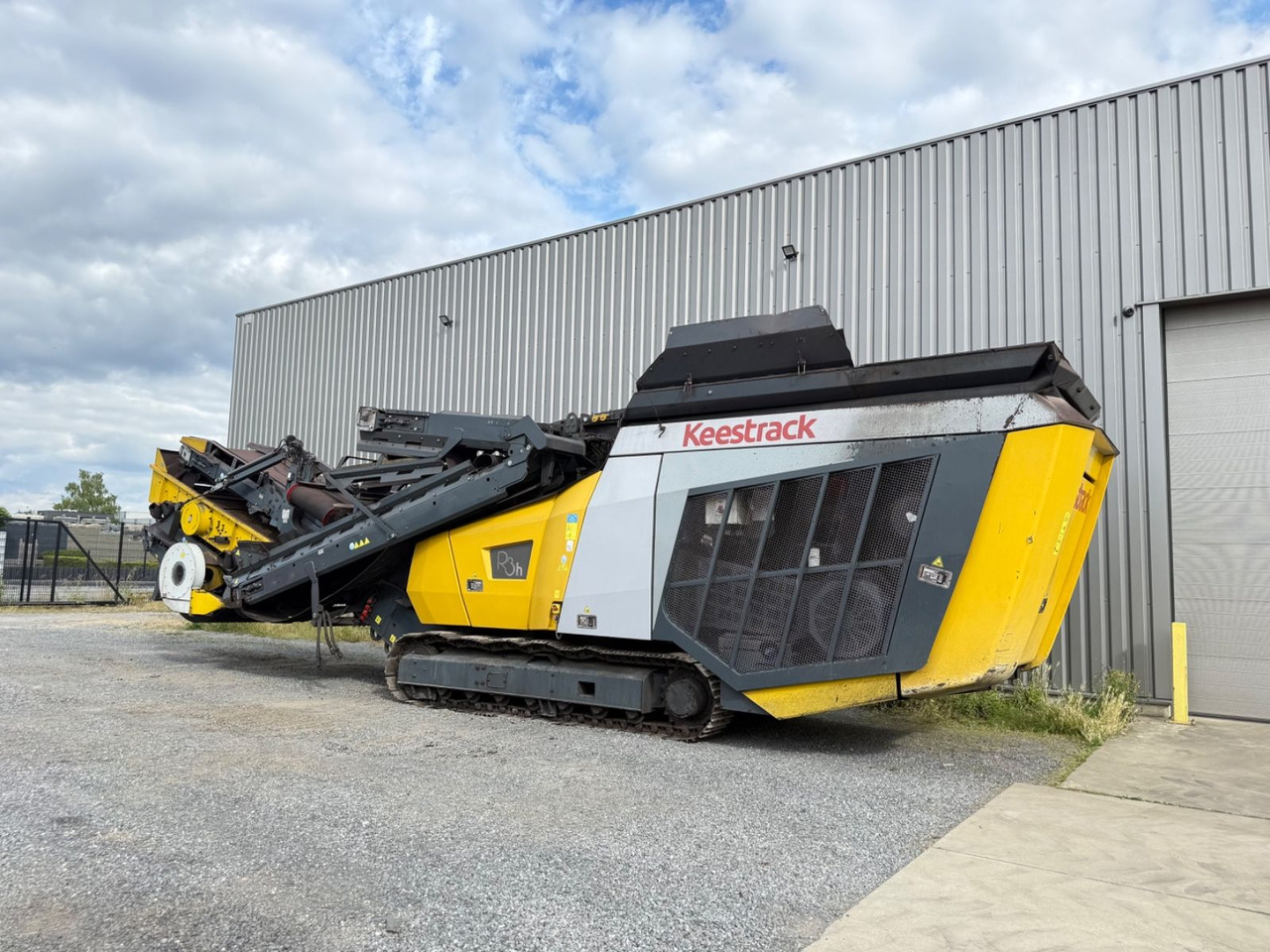 KEESTRACK R3H Mobile Brecheranlage mit Siebmodul - מגרסת התנגשות: תמונה 2 KEESTRACK R3H Mobile Brecheranlage mit Siebmodul - מגרסת התנגשות: תמונה 2