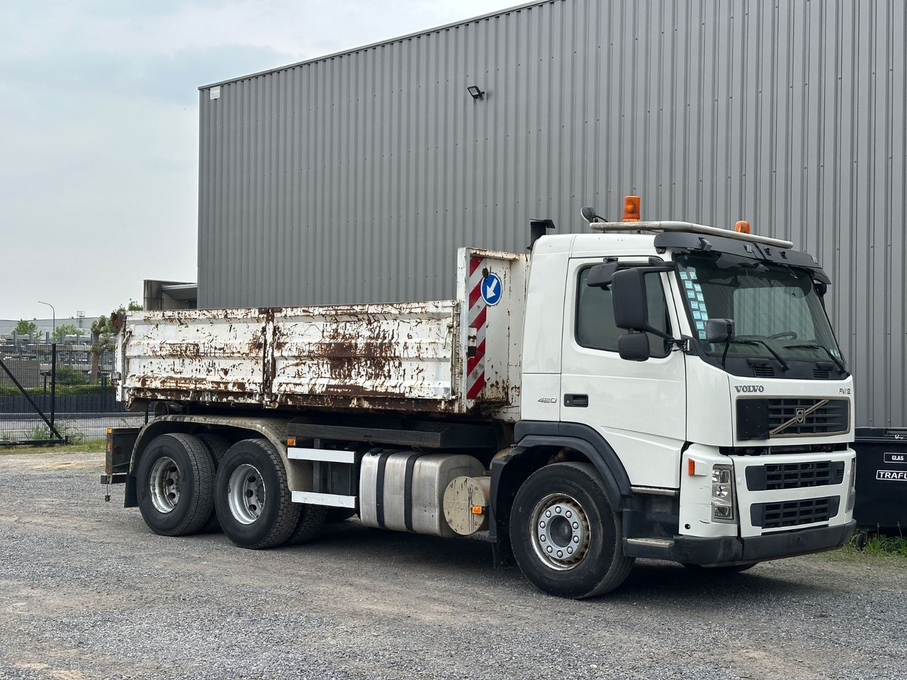 Volvo FM 420 - משאית הרמת וו: תמונה 1 Volvo FM 420 - משאית הרמת וו: תמונה 1