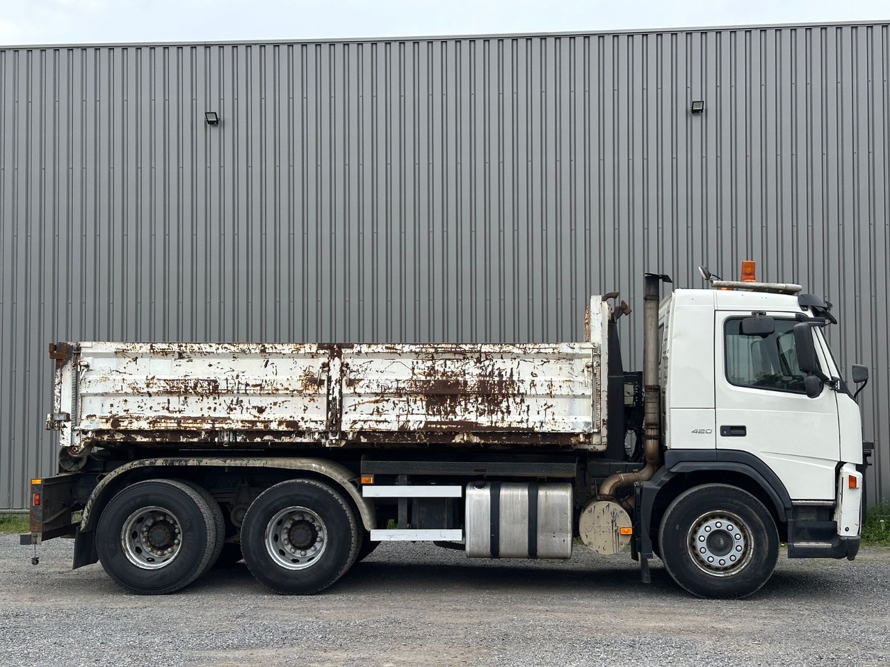 Volvo FM 420 - משאית הרמת וו: תמונה 2 Volvo FM 420 - משאית הרמת וו: תמונה 2