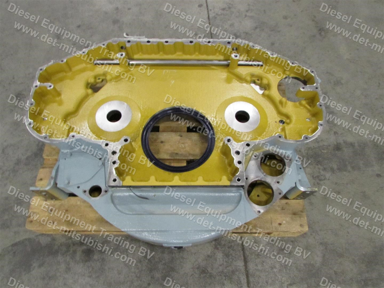 Mitsubishi CASE ASM; TIMING GEAR REAR S12R,S16R 3771136021 - מנוע וחלקים עבור ערכת גנרטורים: תמונה 3 Mitsubishi CASE ASM; TIMING GEAR REAR S12R,S16R 3771136021 - מנוע וחלקים עבור ערכת גנרטורים: תמונה 3