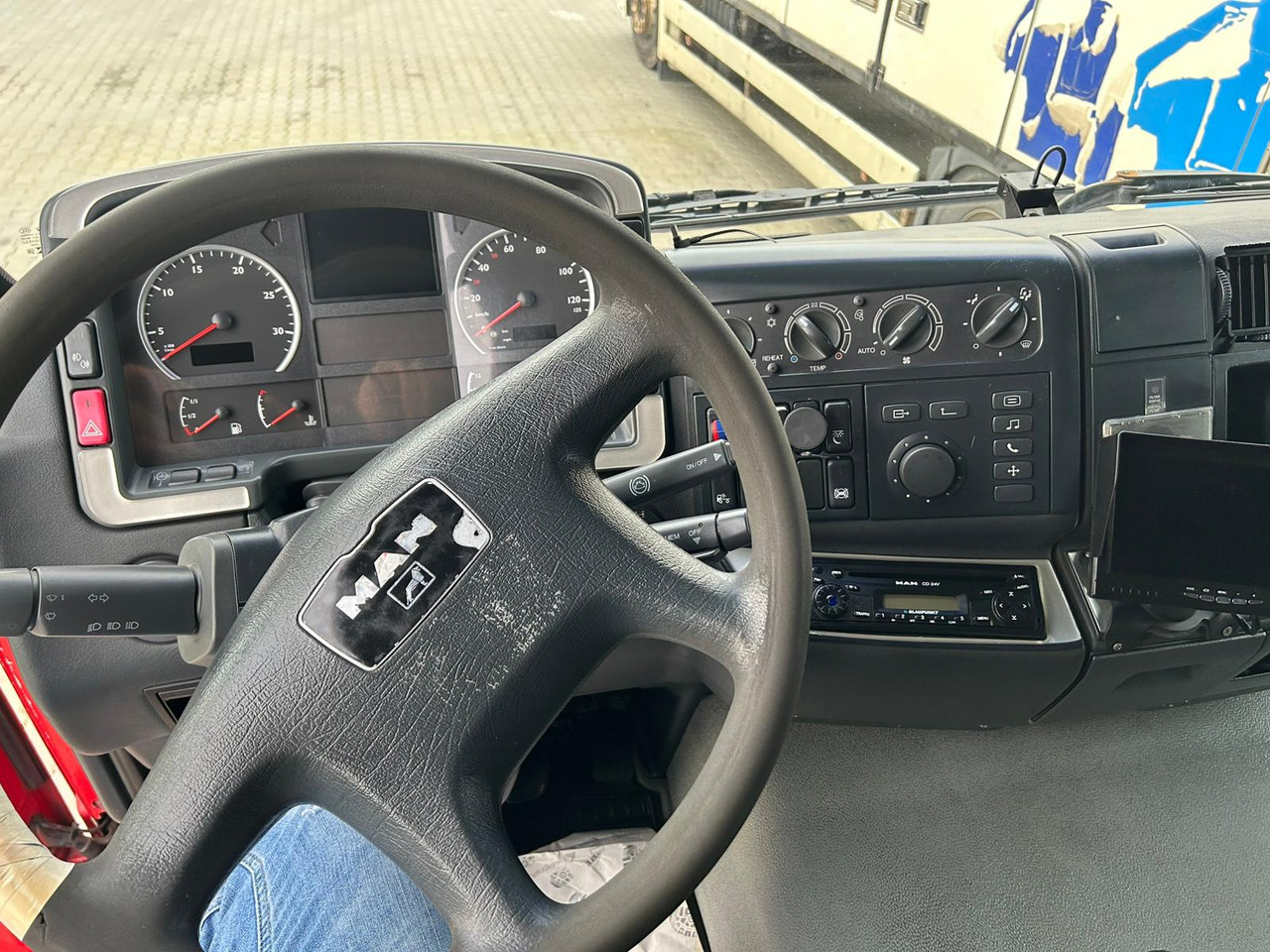 MAN TGA 18.310 - משאית וילונות צד: תמונה 5 MAN TGA 18.310 - משאית וילונות צד: תמונה 5